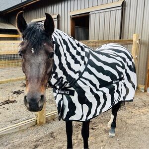 Bucas Buzz-Off zebra fly sheet size 75 (140 cm) STILL AVAILABLE